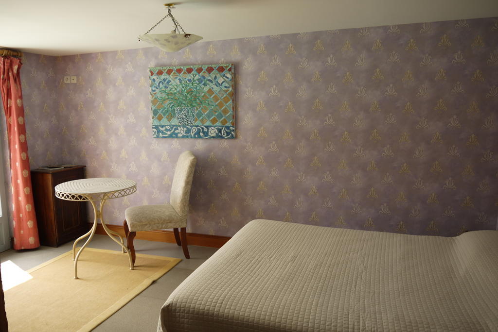 Hotel Troglodyte De La Fosse Meigné Zimmer foto