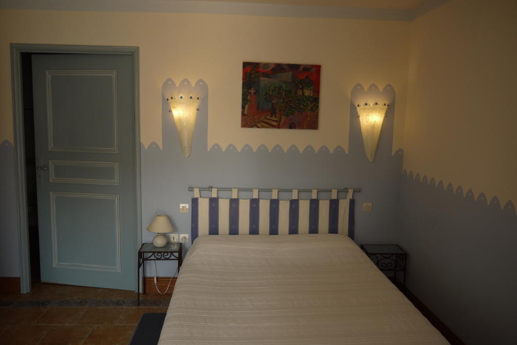 Hotel Troglodyte De La Fosse Meigné Zimmer foto