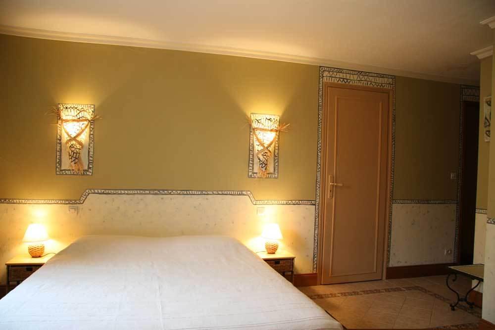 Hotel Troglodyte De La Fosse Meigné Zimmer foto